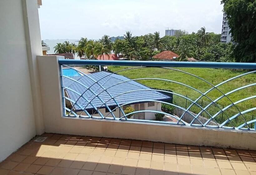 Seri Bulan Condominium