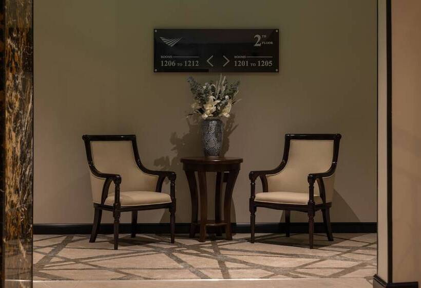 Skyline Hotel & Suites