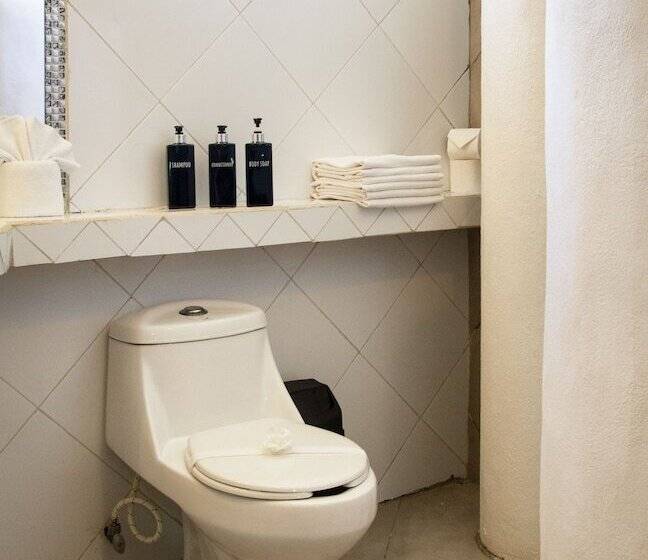 Sonido Del Mar Hotel And Yoga Loft