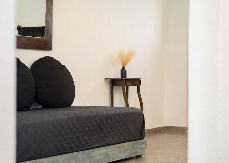 Sonido Del Mar Hotel And Yoga Loft