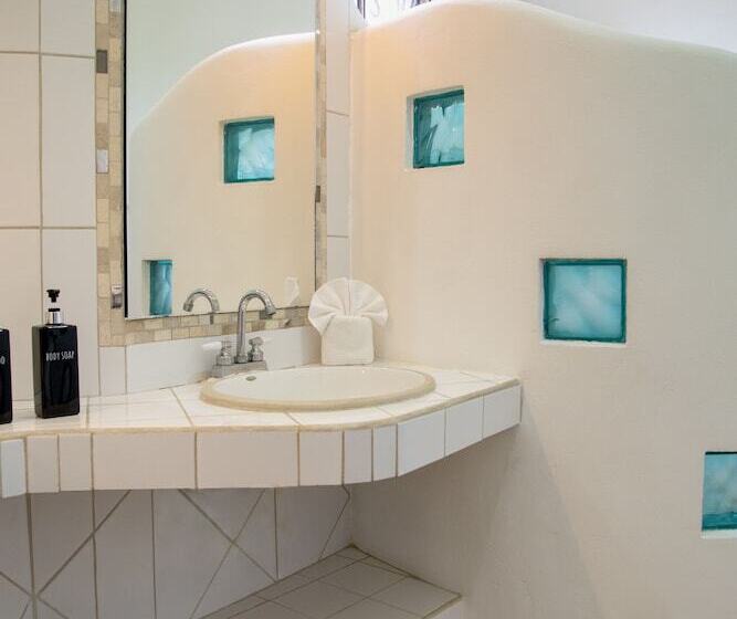 Sonido Del Mar Hotel And Yoga Loft