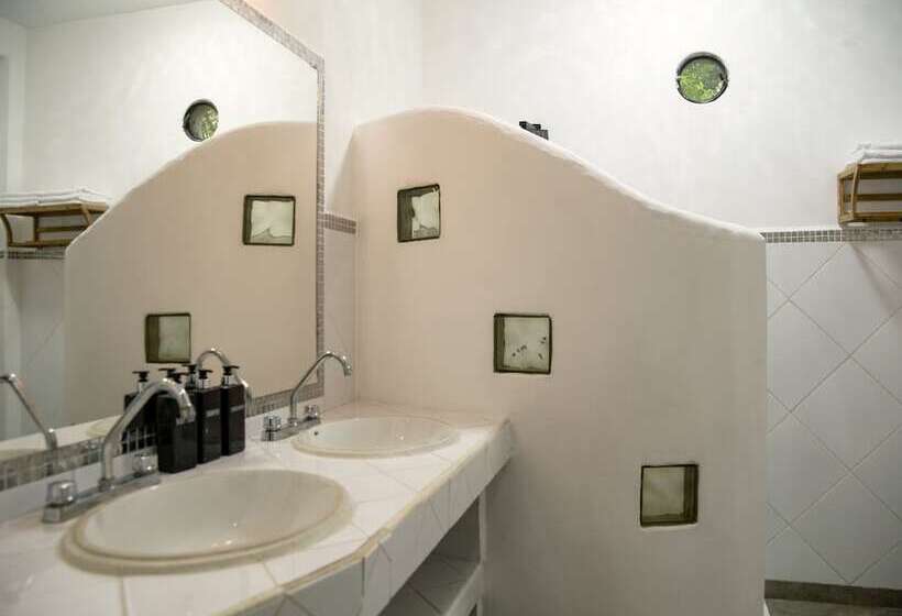 Sonido Del Mar Hotel And Yoga Loft