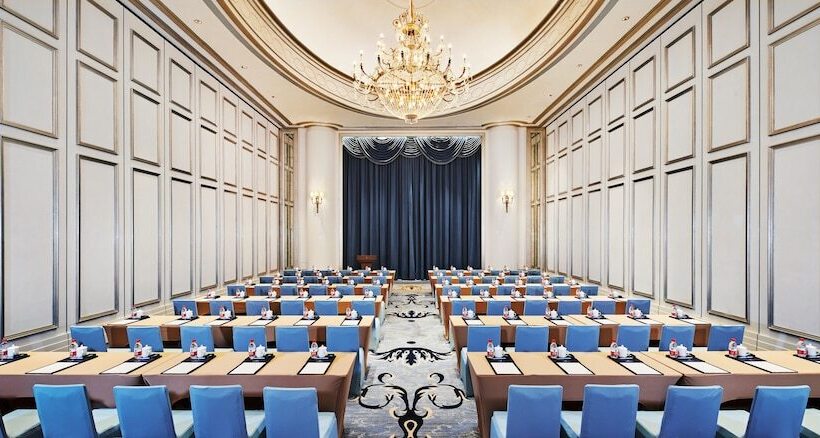 استراحتگاه Xiamen Tefangportmansevenstarsbay