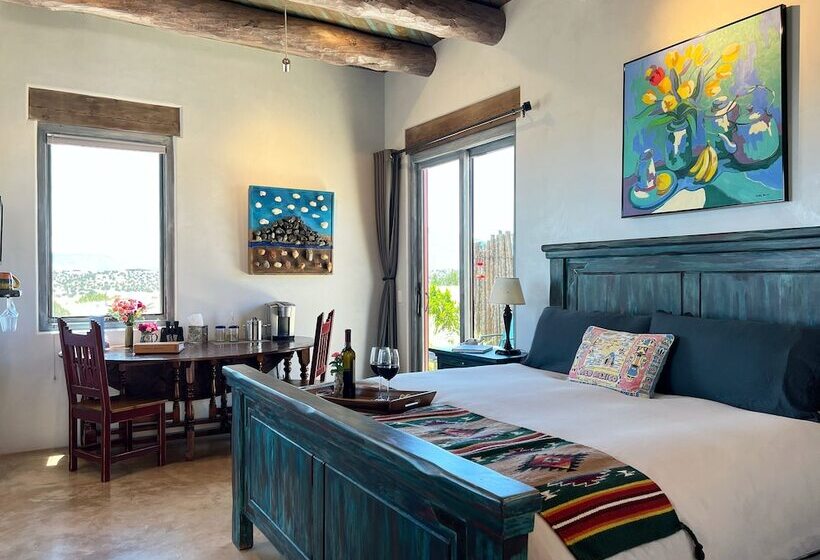 مبيت وإفطار The Grand Hacienda Inn