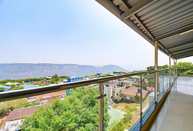 Fabhotel Bright Holidays