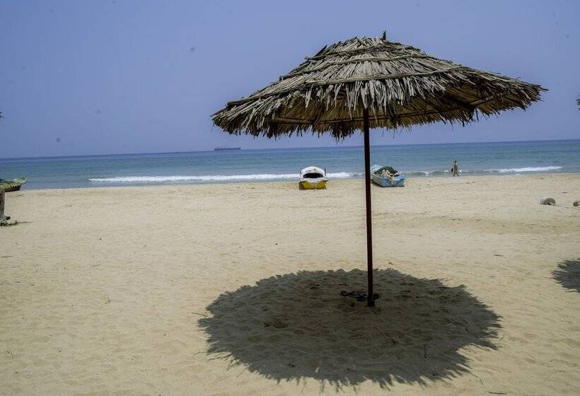 Trincomalee Beach Resort & Spa