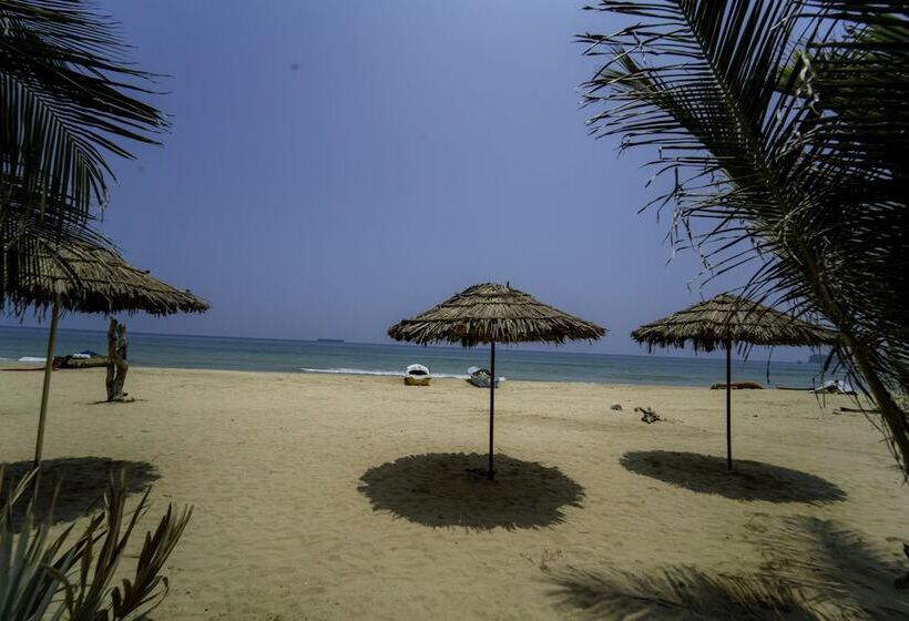 Trincomalee Beach Resort & Spa
