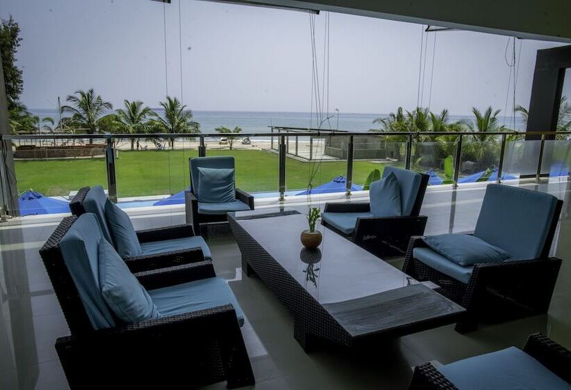 Trincomalee Beach Resort & Spa