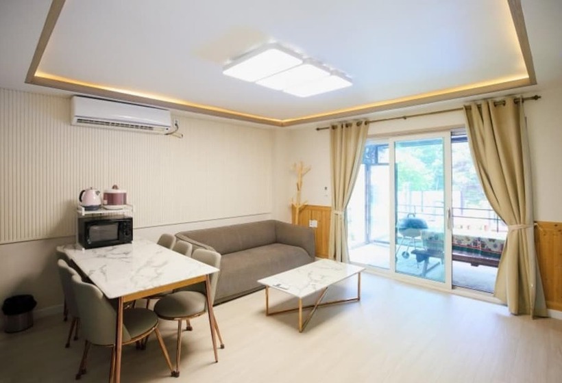 Yangpyeong La Terrace Pension