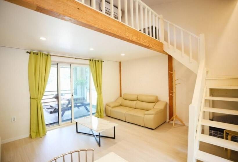 Yangpyeong La Terrace Pension