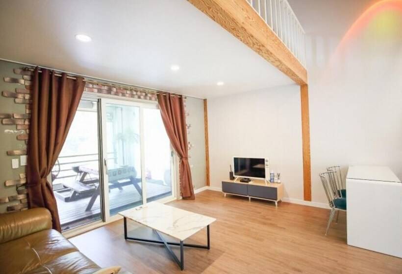 Yangpyeong La Terrace Pension