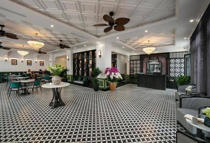Elegant Boutique Hotel Ha Long
