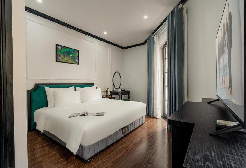 Elegant Boutique Hotel Ha Long