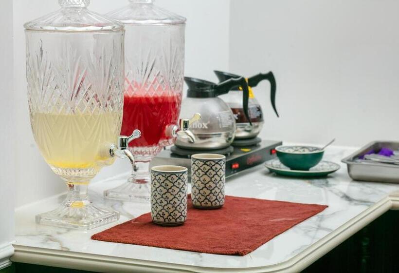 Elegant Boutique Hotel Ha Long