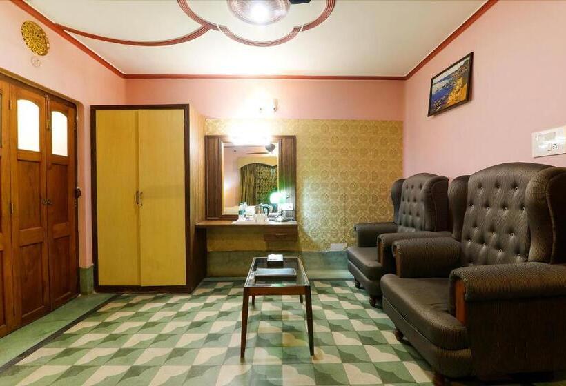 Fabhotel Poorv Sight