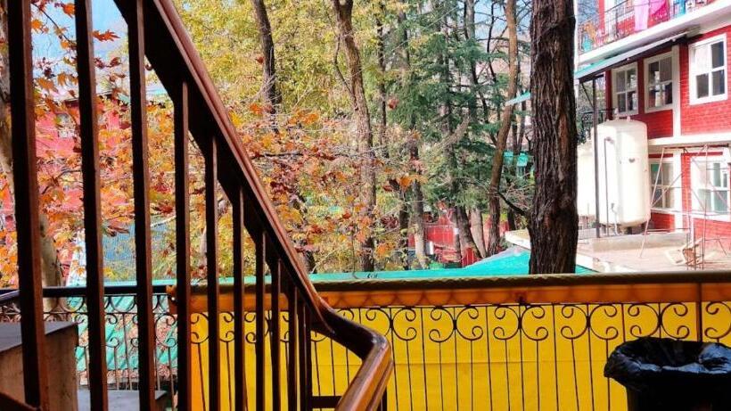 Grg Hotel Samiru Manali Near Durga Temple