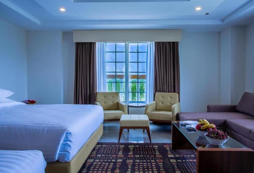 هتل Avari Xpress Skardu