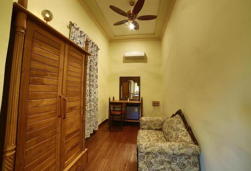 Отель Briars Heritage