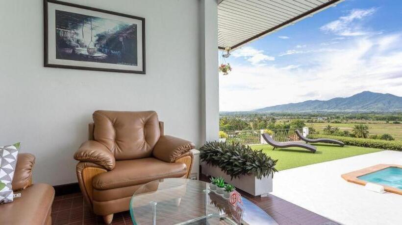 هتل C View Home