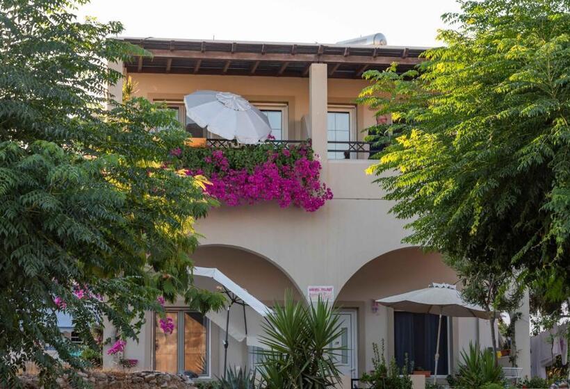 בית מלון כפרי Haraki Sand Beach