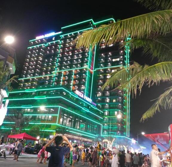 هتل Khách Sạn Flamingo Ibiza Hải Tiến View Biển đẹp