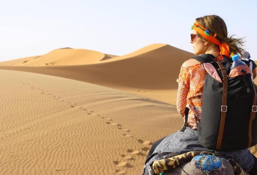 ホテル Merzouga Luxurious Camp