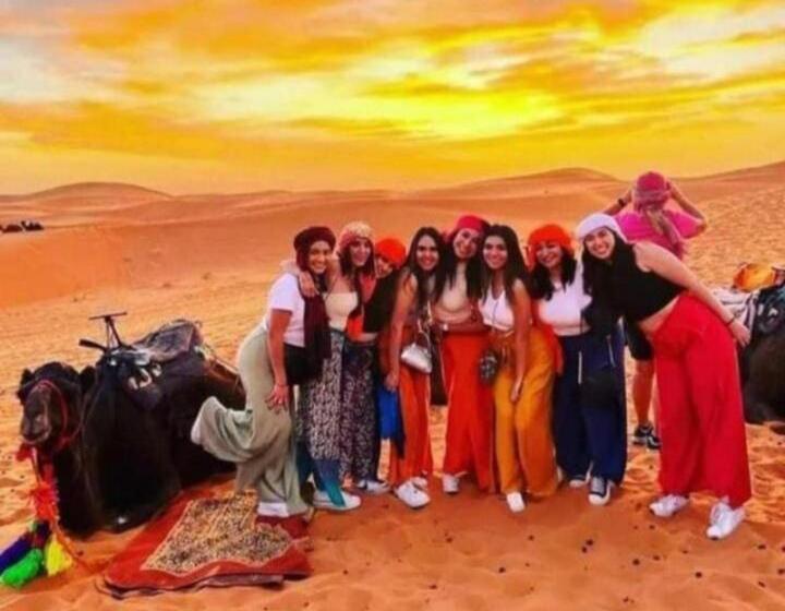 ホテル Merzouga Luxurious Camp