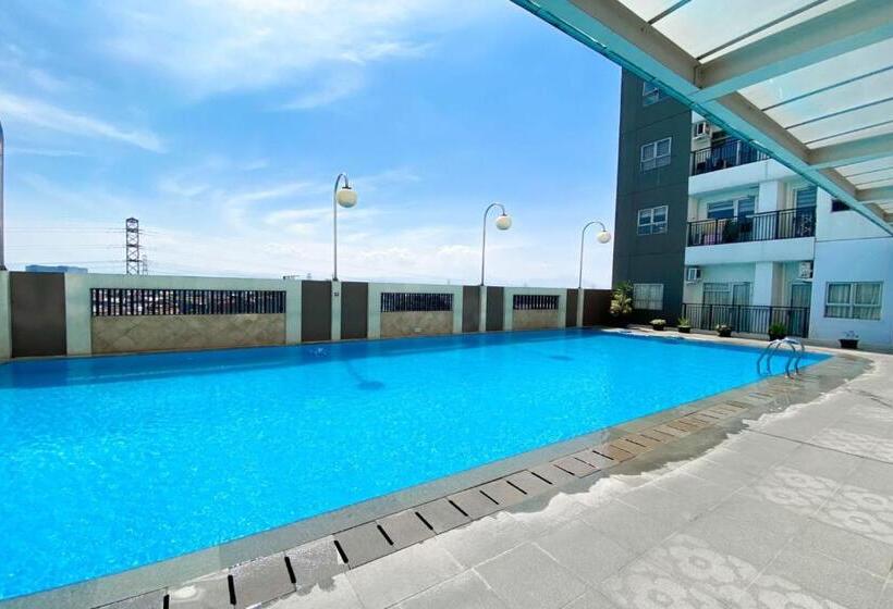 酒店 Oyo 93940 Apartemen Mekarwangi Square By Lina