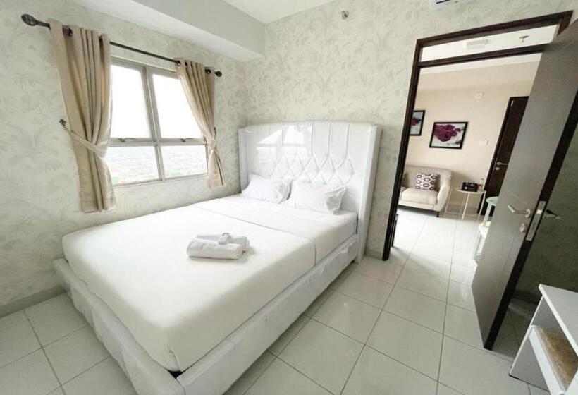 酒店 Oyo 93940 Apartemen Mekarwangi Square By Lina