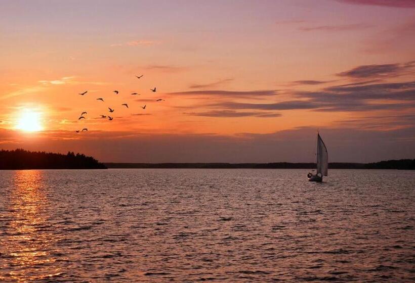 فندق Point Beach