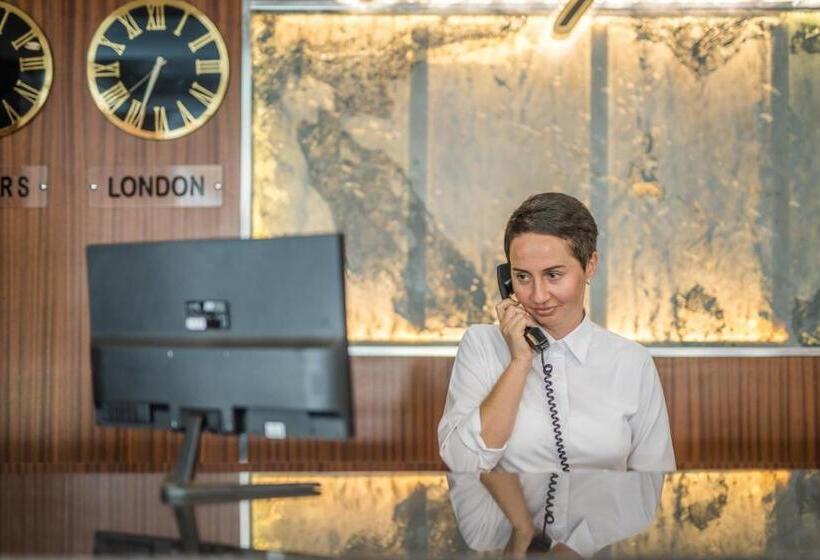 فندق Point Beach