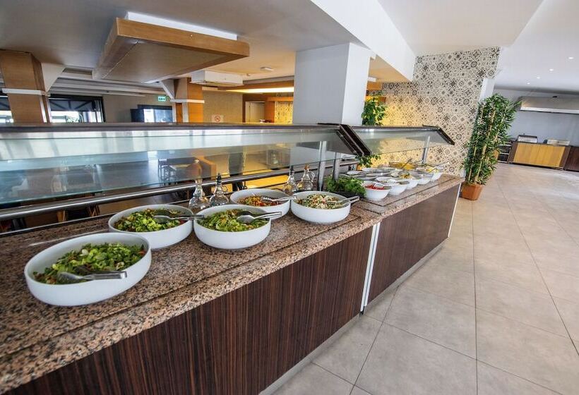 فندق Point Beach