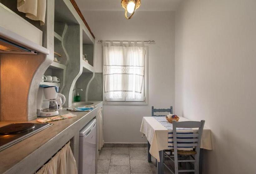 酒店 Polyegos View