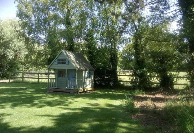 Отель Puddledock   Luxury Lodge   Romney Marsh, Kent
