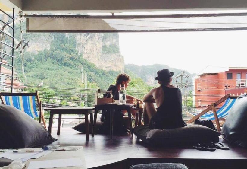 Mini Boxtel Aonang Hostel