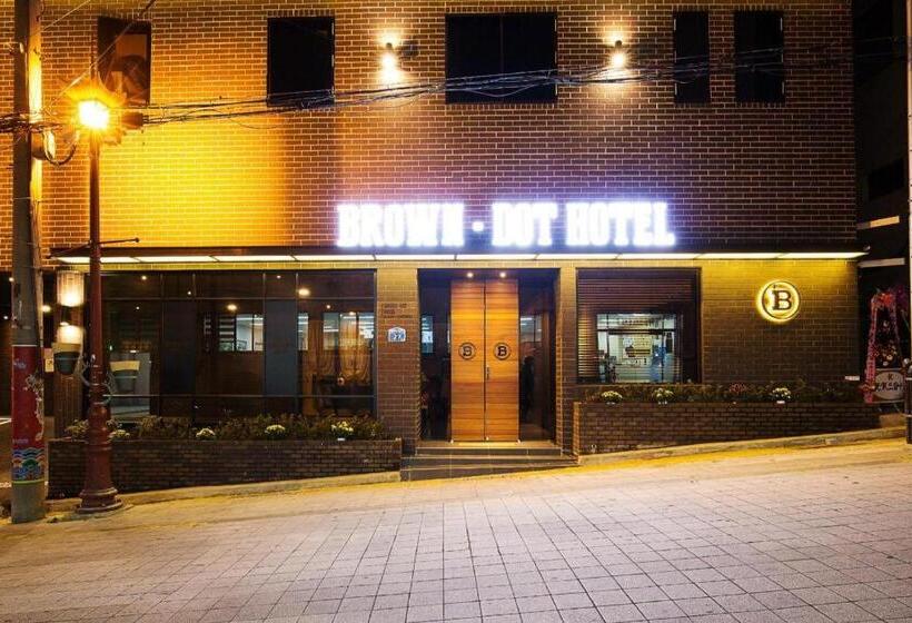 مُتل Brown Dot Busan Station Sky Garden