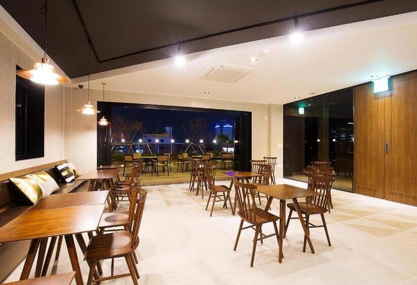 مُتل Brown Dot Busan Station Sky Garden