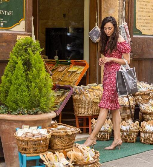 ペンション Borgo Medievale San Quirico D Orcia B&b   Capitano Collection   Albergo Diffuso