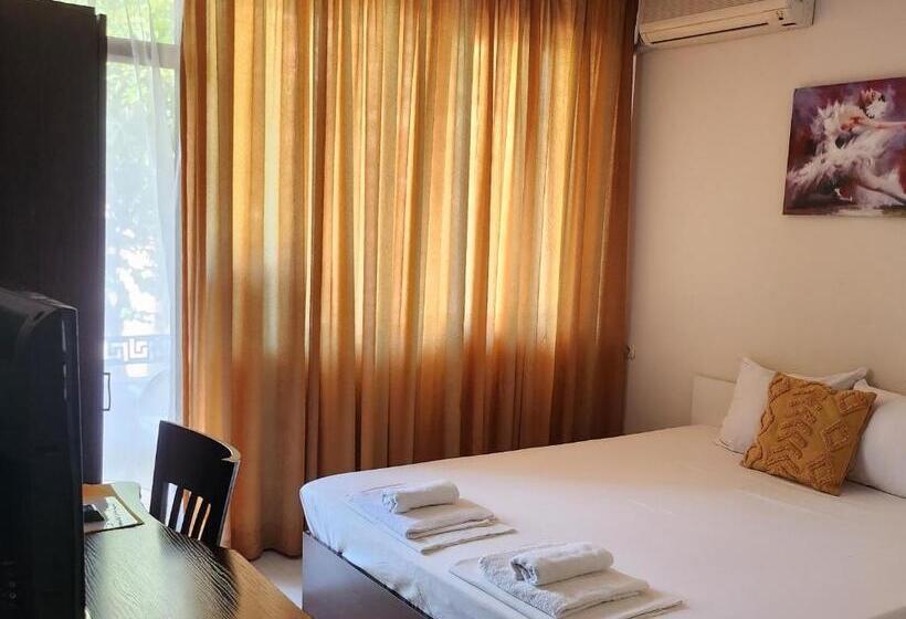 ペンション Zoia