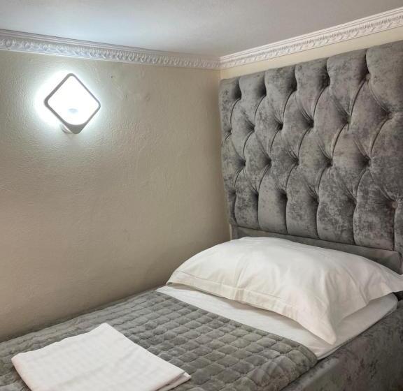 Troy Aparthotel Durres