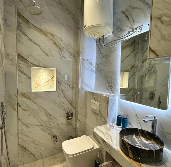 Troy Aparthotel Durres