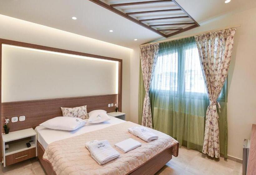 הוסטל On Board Luxury Studios