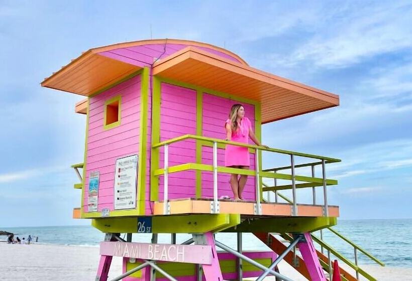 הוסטל Flixbed The Latinx   Mia Airport