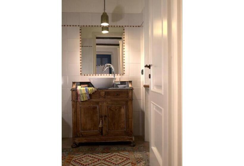 צימר Antico Casale Mattei   Adult Only