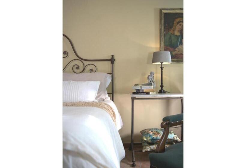 צימר Antico Casale Mattei   Adult Only