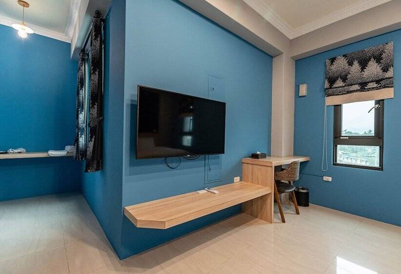 تختخواب و صبحانه Memories