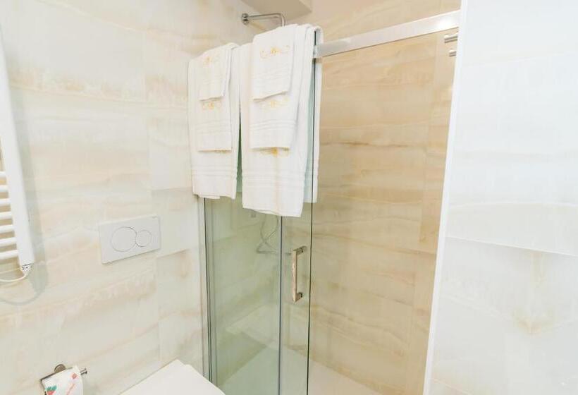 تختخواب و صبحانه Palmanova Suites