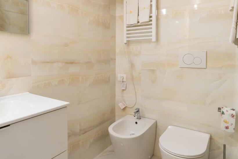 تختخواب و صبحانه Palmanova Suites