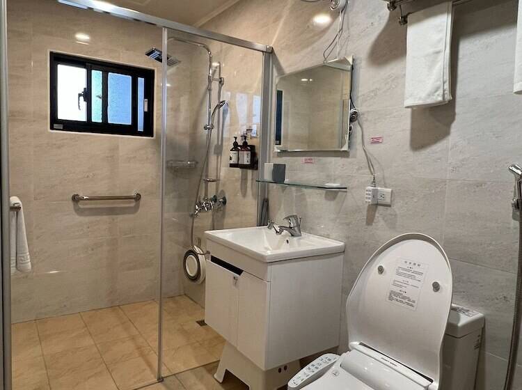 تختخواب و صبحانه Seawave