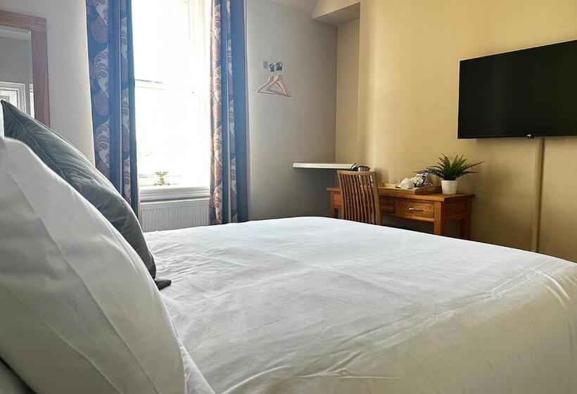 Bed and Breakfast Station Lounge & Rooms